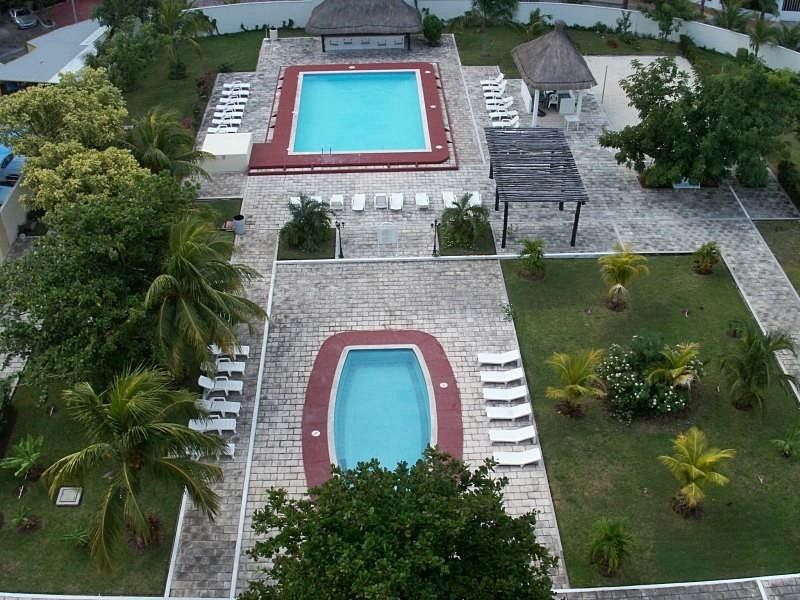 Hotel Calypso Cancun Exterior photo